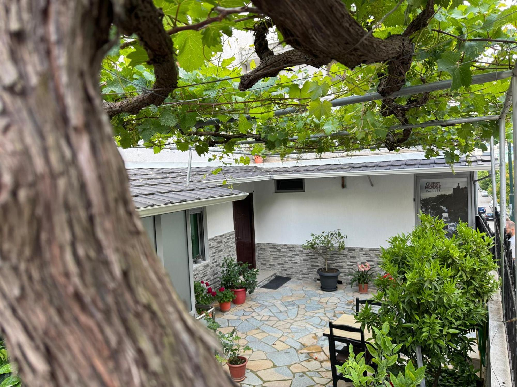 Double17 Apartment Gjirokastër